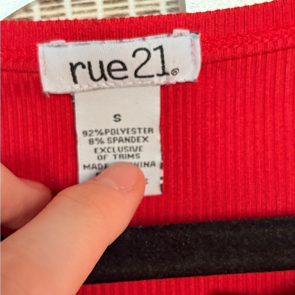 Rue21 Vibrant Red Button-Up Bodysuit - Picture 4 of 6